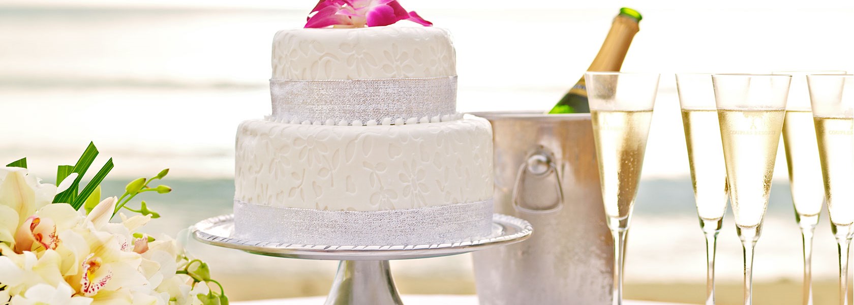 Couples Sans Souci Wedding Venue