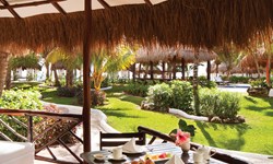El Dorado Casitas Royale Wedding Venue