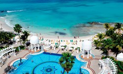 Hotel Riu Palace Las Americas Wedding Venue