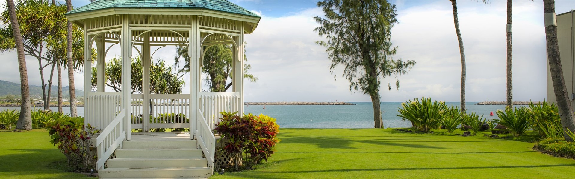 Maui Beach Hotel Wedding Venue