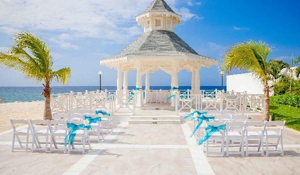 Bahia Principe Luxury Runaway Bay Wedding Venue