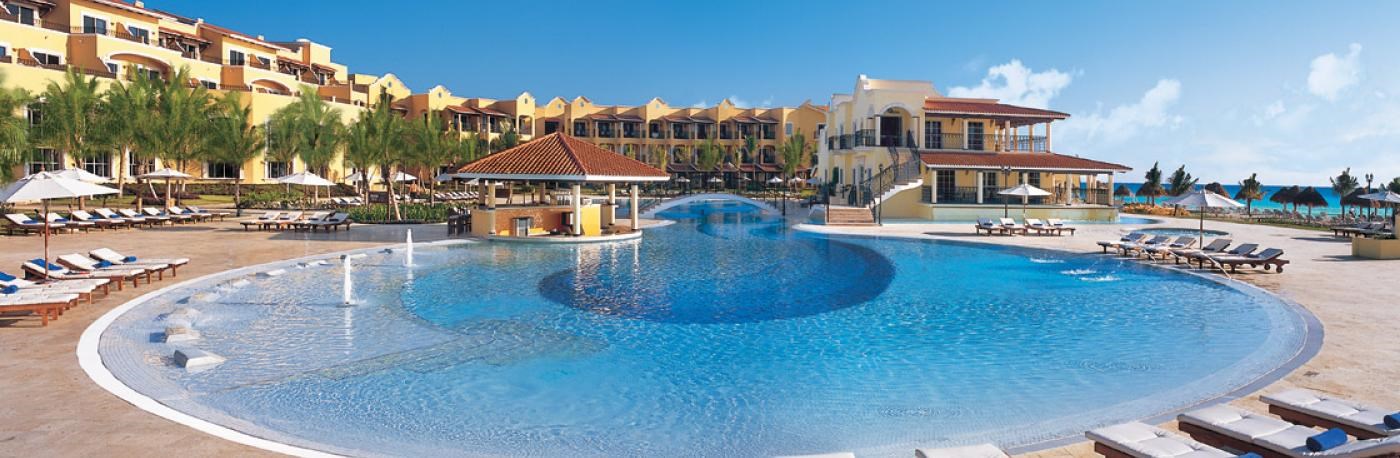 Secrets Capri Riviera Cancun Wedding Venue