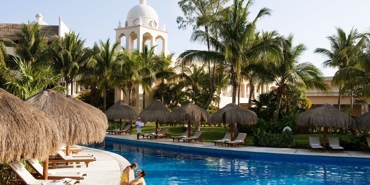 Excellence Riviera Cancun Wedding Venue