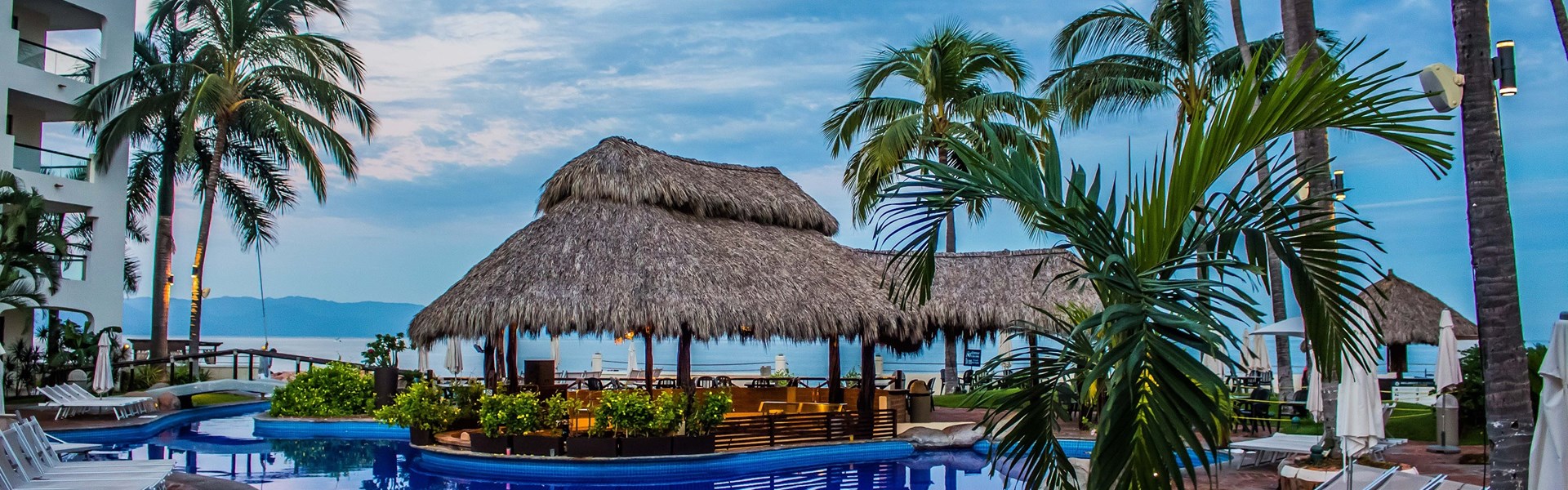 Plaza Pelicanos Grand Beach Resort Wedding Venue