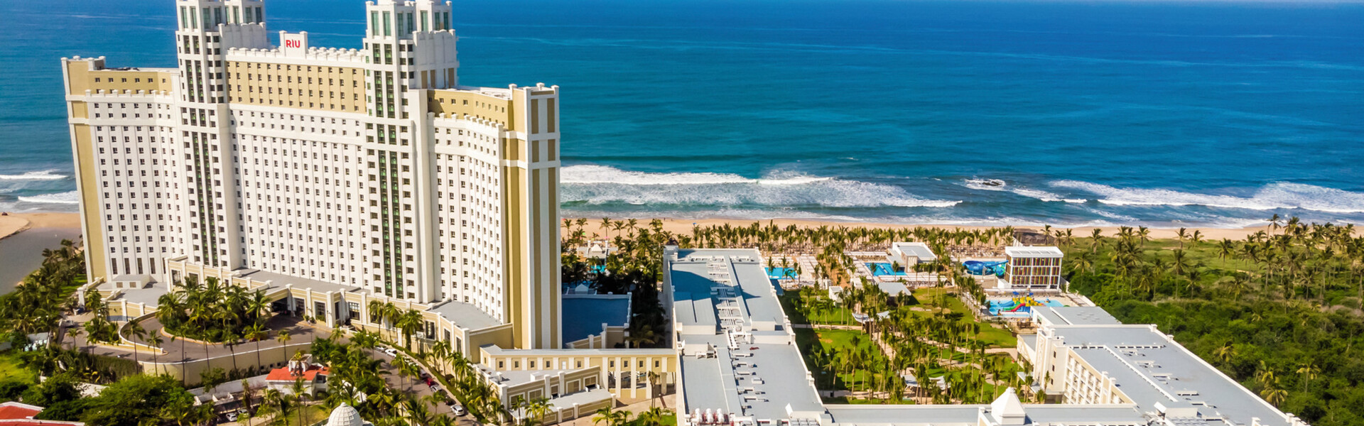 Hotel Riu Emerald Bay Wedding Venue