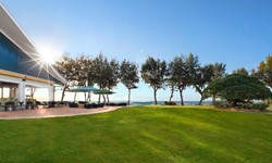 Kauai Shores Hotel Wedding Venue