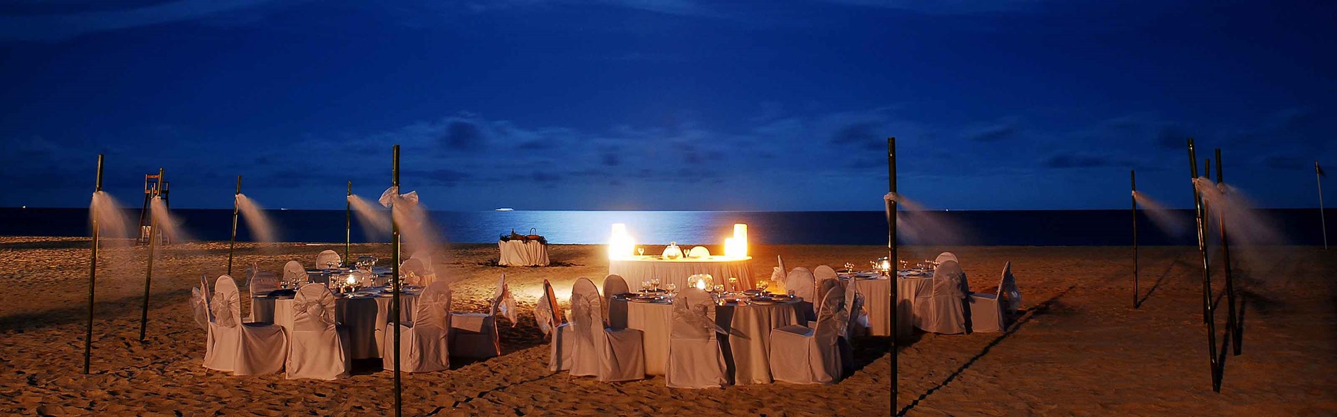 Grand Park Royal Cancun Caribe Wedding Venue