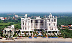 Hotel Riu Palace Pacifico Wedding Venue