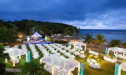 Couples Sans Souci Wedding Venue